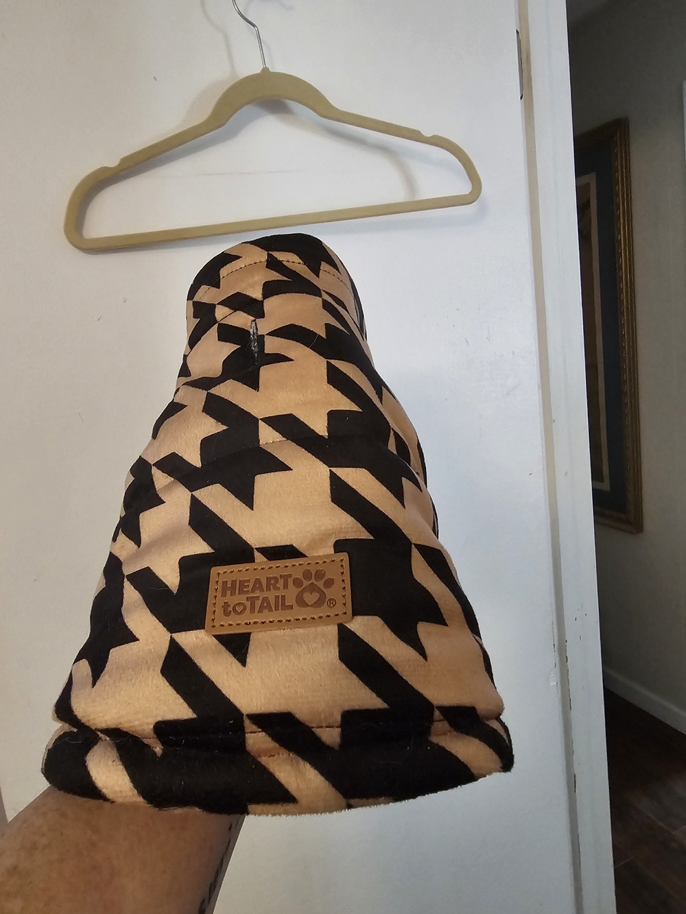 Black and Tan Houndstooth Pet Jacket